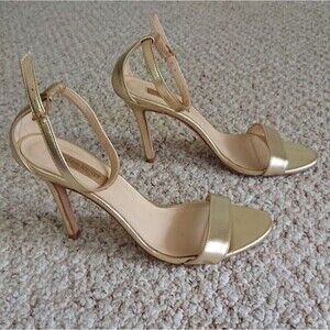 Dee keller gold tone Italy Leather Heeled Sandals size 37